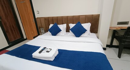 Hotel Shri Anaadi Palace Room Type - Deluxe Room