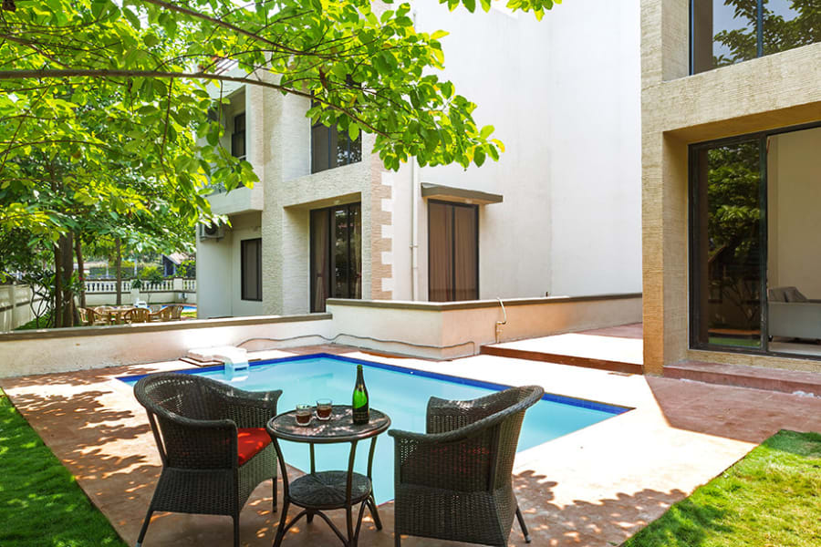 StayVista | Greenwoods Six 5 BHK Villa - Tap to explore photos