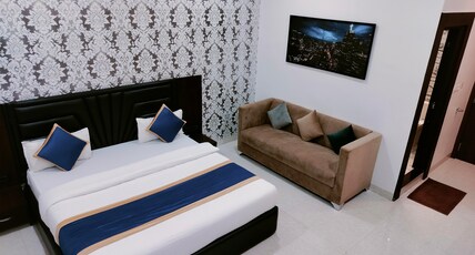 HOTEL OM Room Type - PREMIUM DELUXE