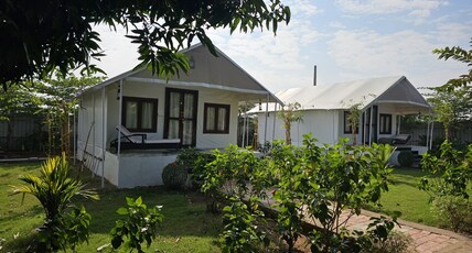 SN Eco Resort And Waterpark Room Type - Small Tent Cottage With Garden View