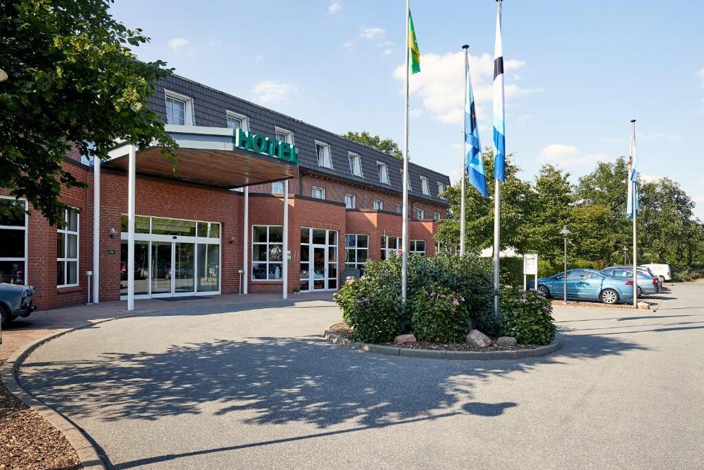 Van der Valk Landhotel Spornitz - Tap to explore photos