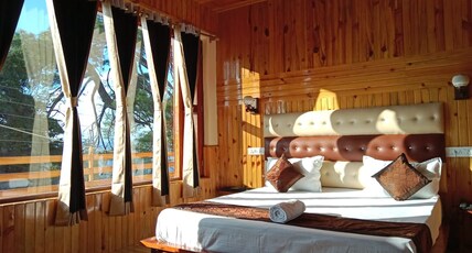 Kasar Hill Top Room Type - Premium Room with One Double Bed