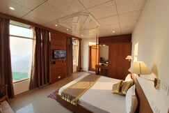 Hotel Diplomat Lounge & Bar