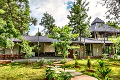 ELIVAAS Signature Saukhyam | Premium 3 BHK Villa With Fire Pit, Cabana & Movie Lounge