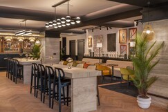 Marty Hotel Bordeaux, Tapestry Collection by Hilton