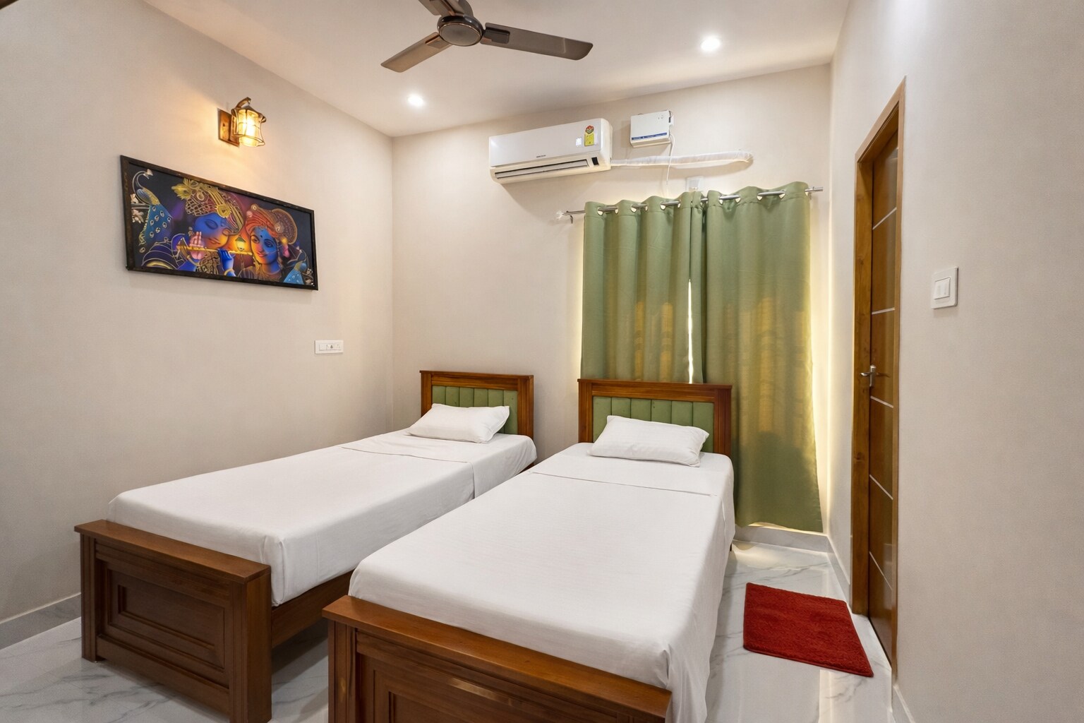 Sri Apartment2BHK, Homestay Pondicherry C6 - Tap to explore photos