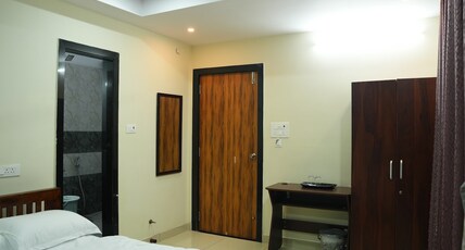 Hotel Brinda Room Type - Luxury AC Rooms