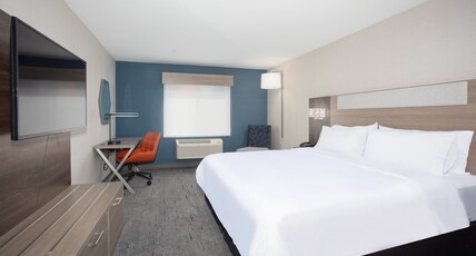 Holiday Inn Express Hotel & Suites Grand Junction Room Type - 1 King Standard Communications Mobility Accessible Tub Holiday Inn Express Hotel & Suites Grand Junction Room Type - 1 King Standard Communications Mobility Accessible Tub
