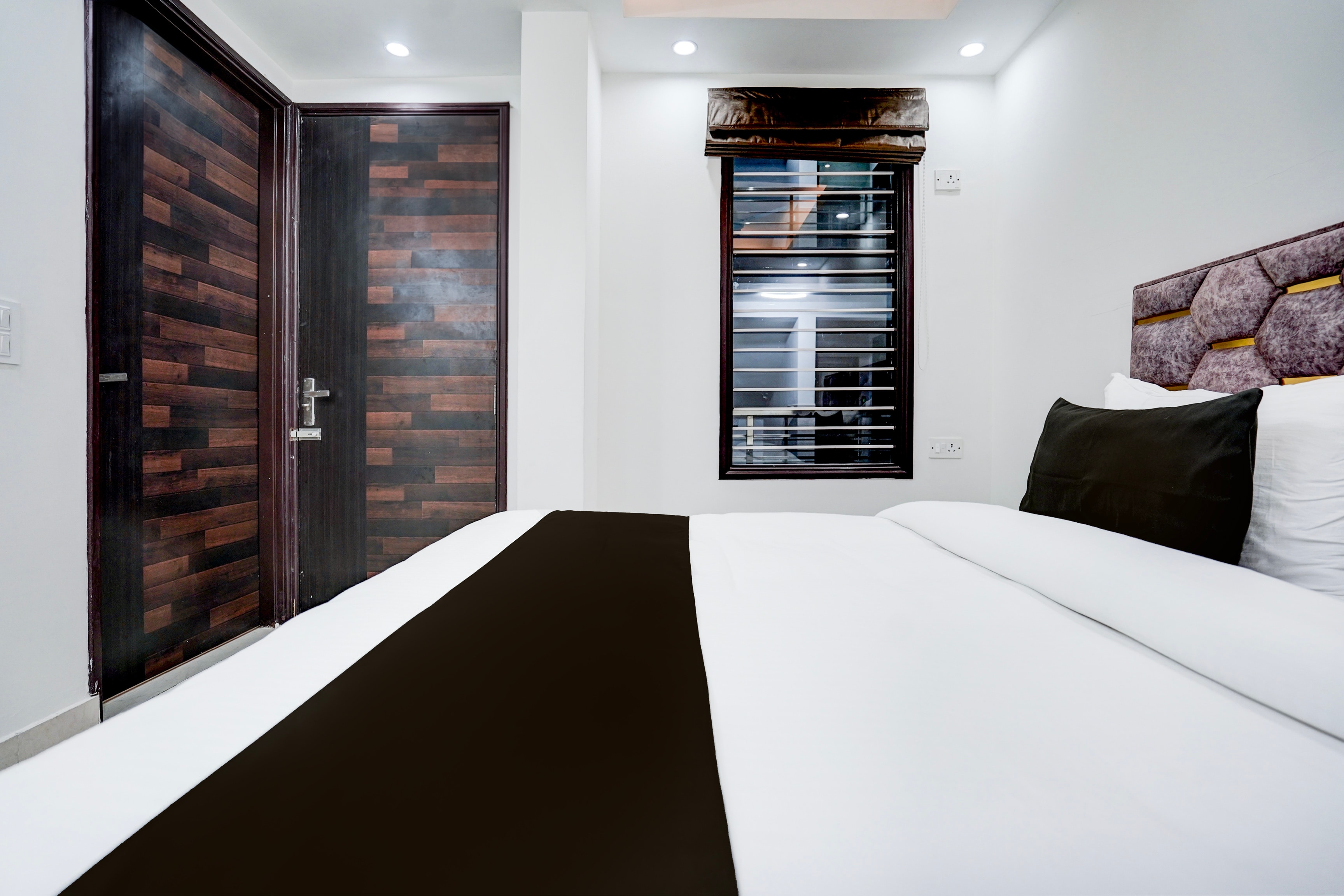 Hotel O Maple stays - Tap to explore photos