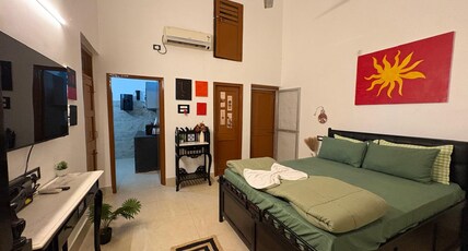 Romanov Baga Apartment Room Type - Ivy House.