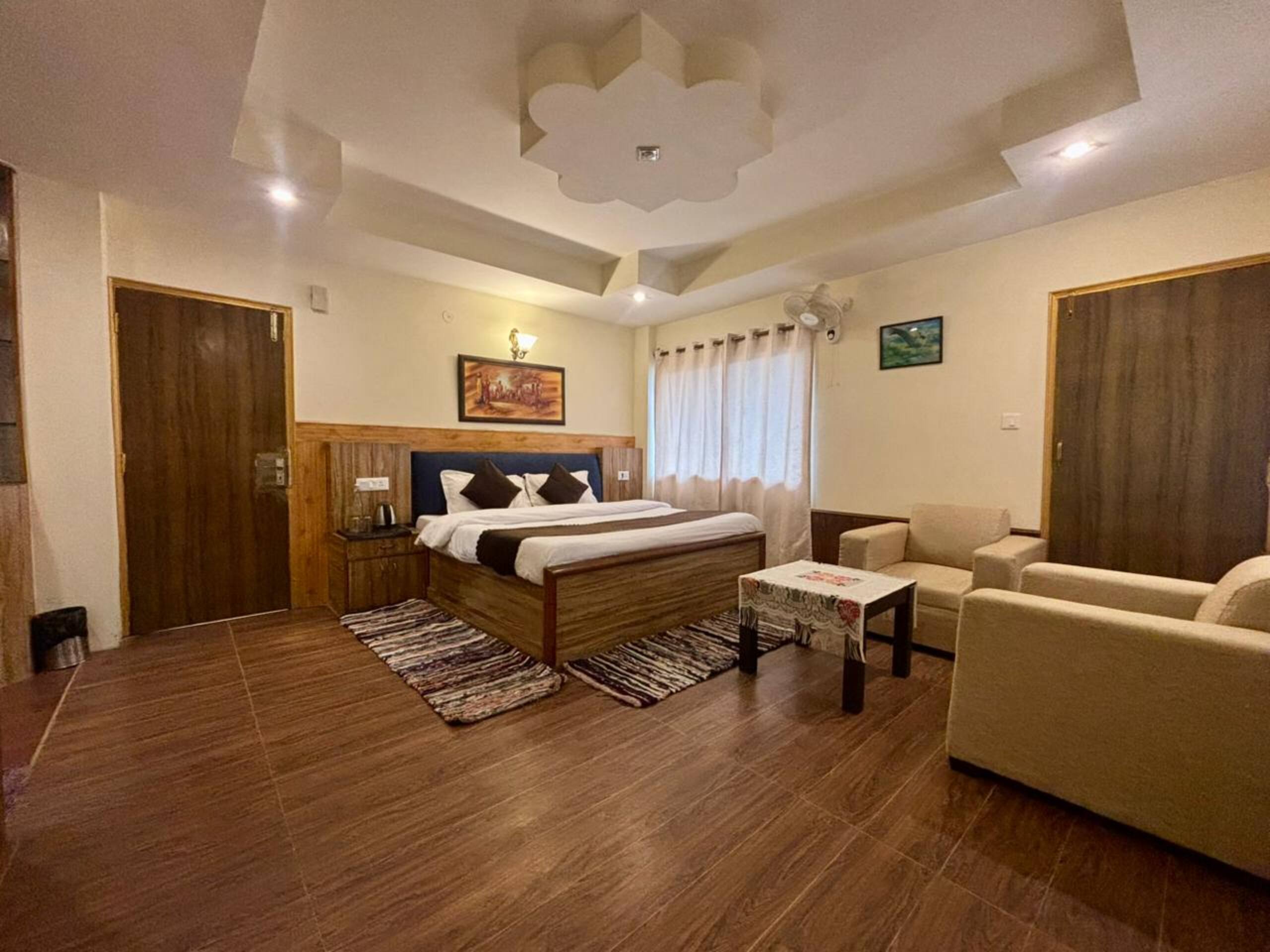 Hexon Stay Scenic 5BHK With Ethnic Seating Vibes - Tap to explore photos