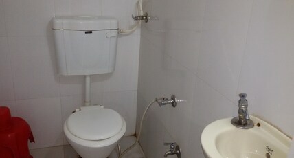 hotel shri ram Room Type - Deluxe AC Room