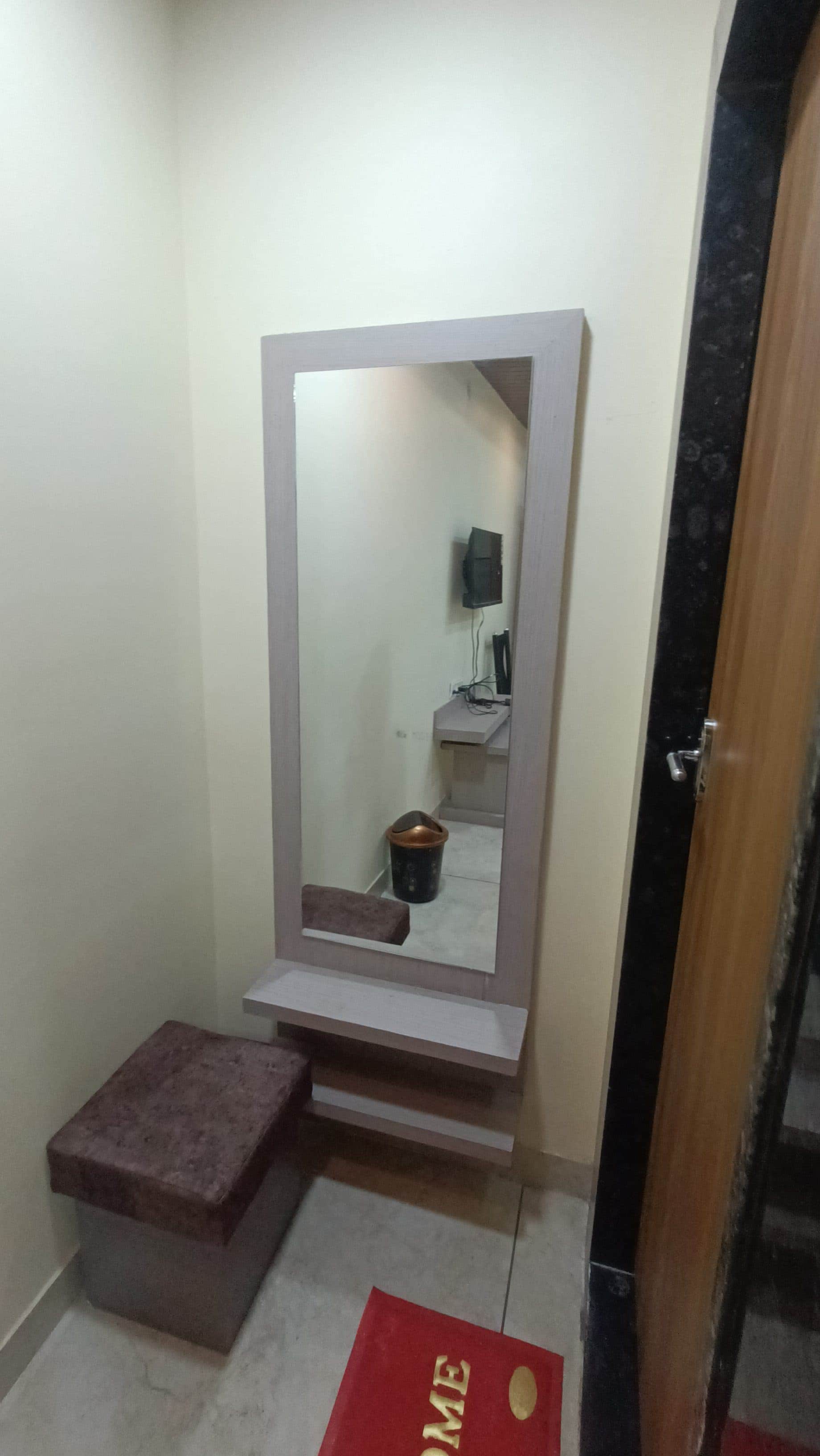 Hotel Shri RamNiwas - Tap to explore photos