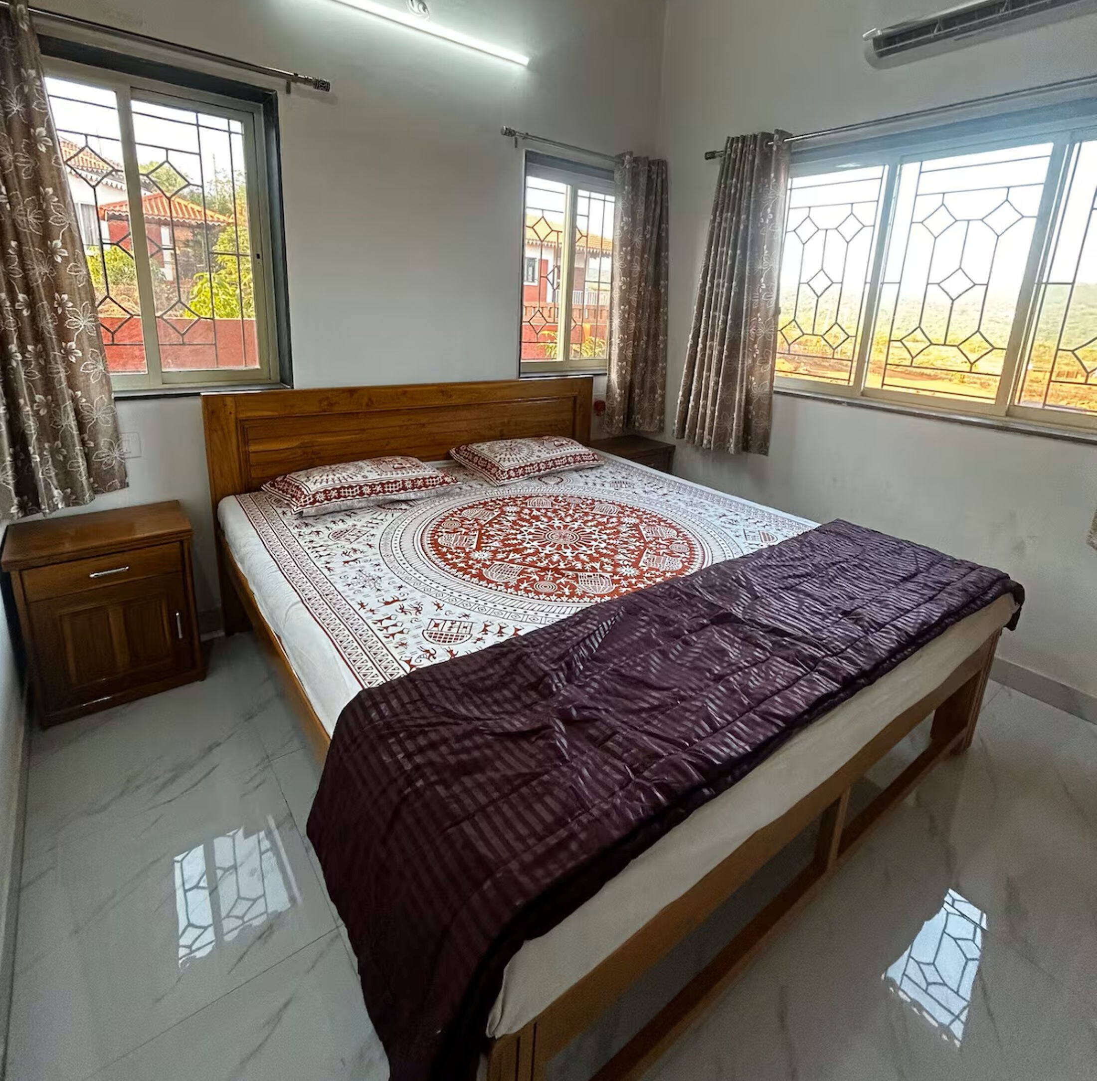 Peaceful 3BHK Villa in Dapoli - Tap to explore photos