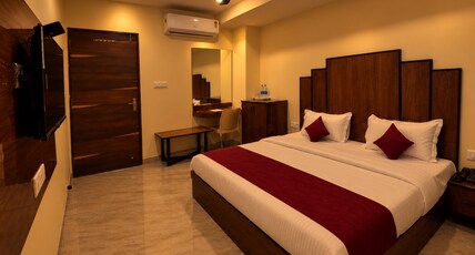 HOTEL MS GRAND Room Type - super deluxe room HOTEL MS GRAND Room Type - super deluxe room