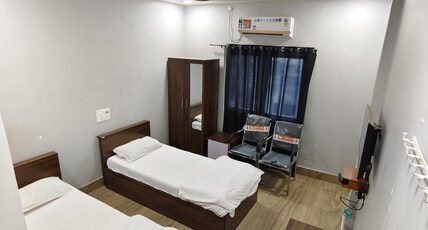 Hotel Sri Krishna Room Type - Standard Room