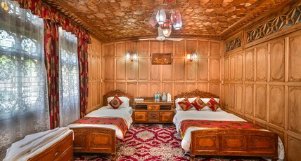 Firdous  Room Type - Deluxe Room