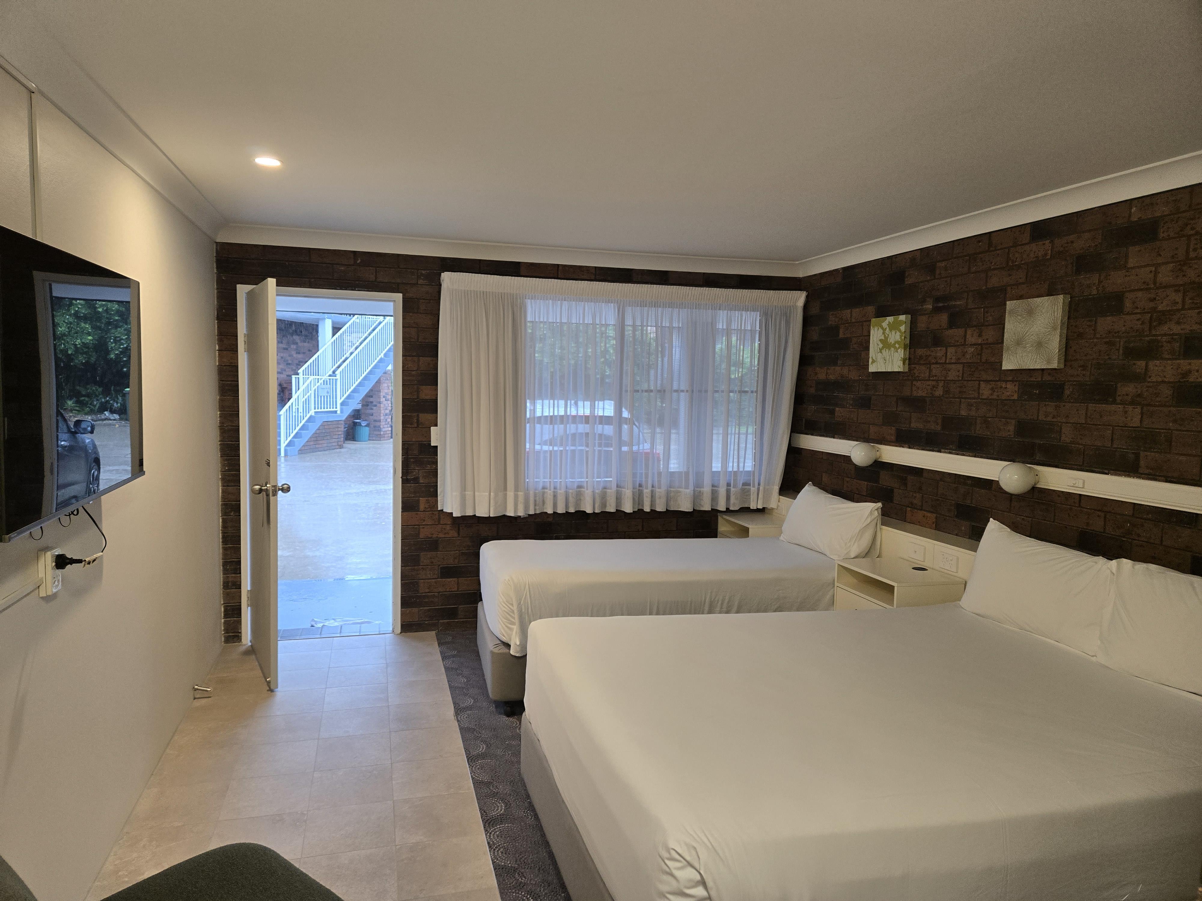 Best Western Parkside Motor Inn - Tap to explore photos