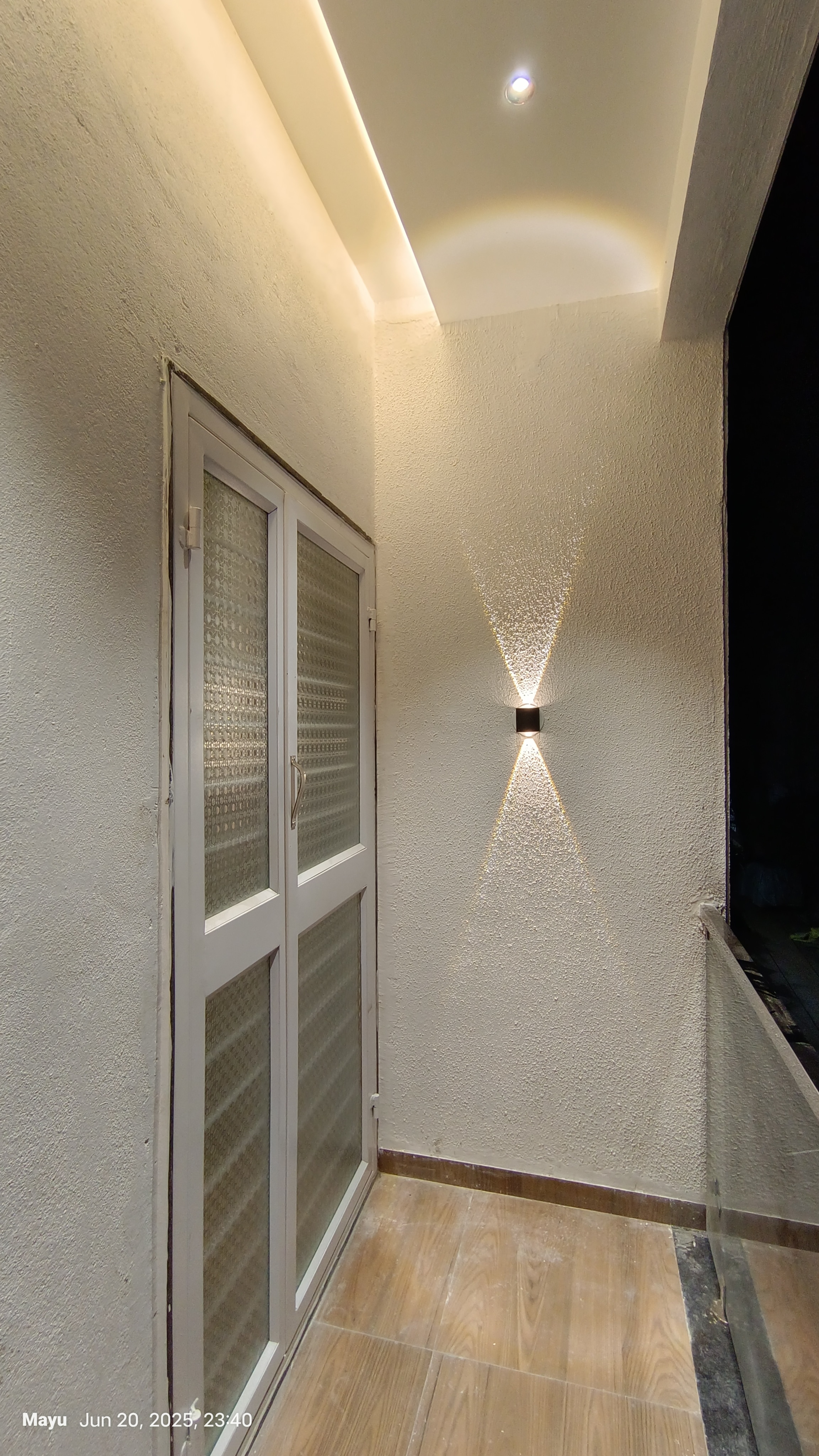 Kanchan Deluxe Lodging - Tap to explore photos