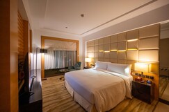DoubleTree by Hilton Hotel Riyadh - Al Muroj Business Gate
