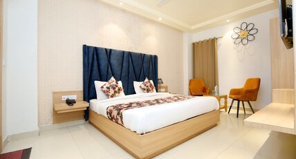 Apple Tree Room Type - Super Deluxe Room