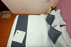 Cafe And Stays Darjeeling