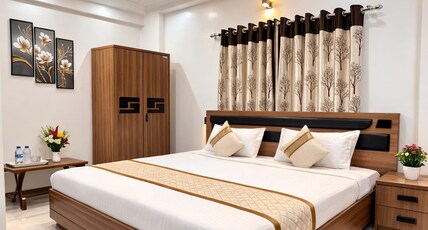 ROYAL VILLA GUEST HOUSE Room Type - AC ROOM