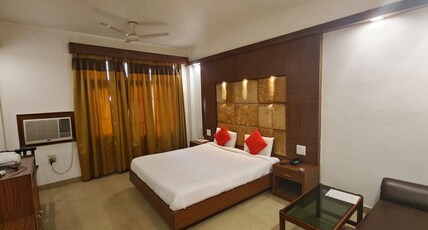 Hotel New Ashok Room Type - Deluxe Double Bed