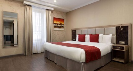 Ramada by Wyndham Bishkek Centre Room Type - 1 King Bed, Deluxe Room, Non Smoking
