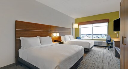 Holiday Inn Express & Suites COLLINGWOOD Room Type - 2 Queen Beds Suite Comm Access Roll Shwr Holiday Inn Express & Suites COLLINGWOOD Room Type - 2 Queen Beds Suite Comm Access Roll Shwr