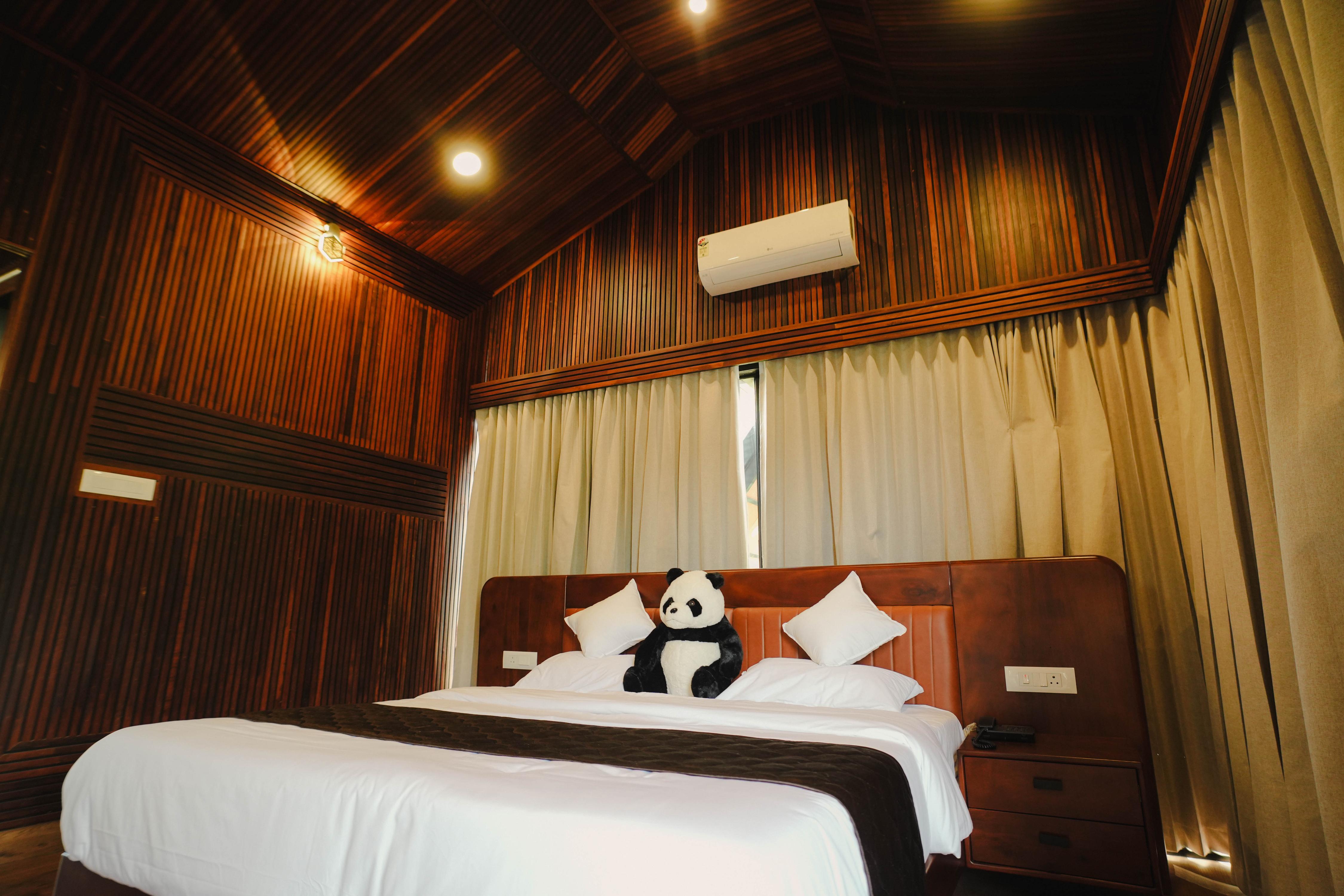 Wood Panda Luxury Resort - Tap to explore photos
