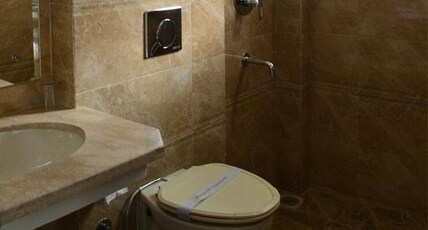 Hotel Whistling Greens Room Type - Deluxe