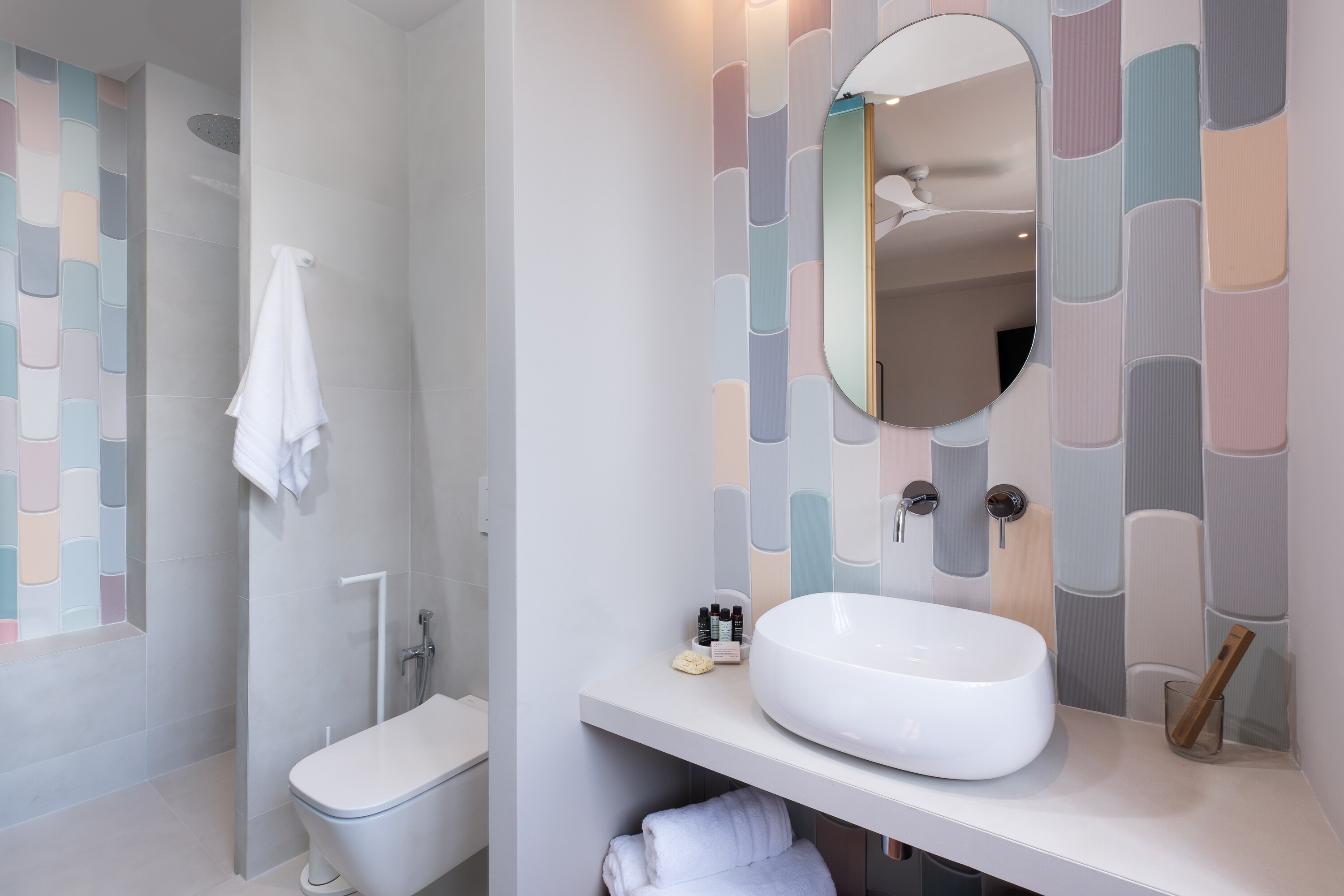 Hotel Alkima Athens - Tap to explore photos