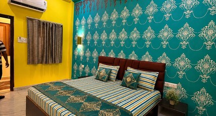 Keshav vatika palace/ just few meter from Ram Mandir Gate Room Type - Deluxe Room 