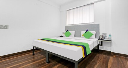 Treebo Grand Town House Room Type - Deluxe Family Room