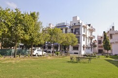 Amrapali Hotel and Resorts