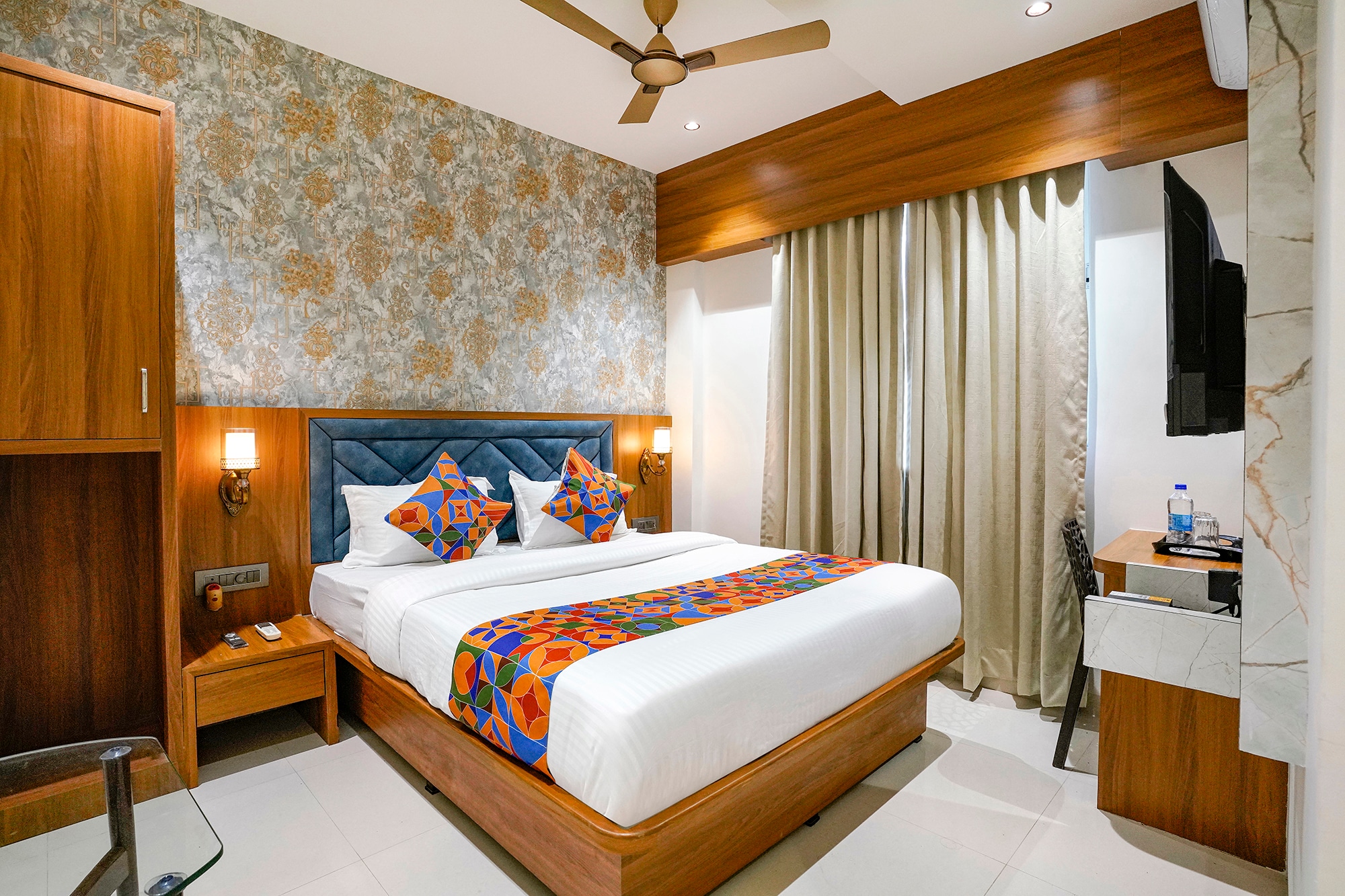 FabHotel Status Residency - Nr. Ghansoli Railway Station - Tap to explore photos