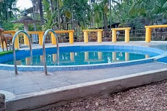 Roshan Restaurant Guest House By sty4you