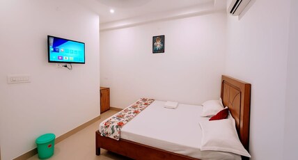 Hotel Babua Jee Room Type - Deluxe Room - AC