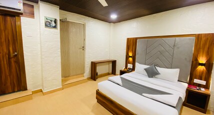 Hotel Aksa Palace Room Type - Superior Double Room