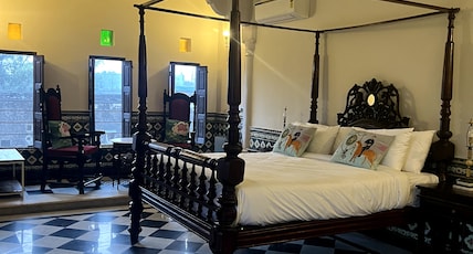 Vivaana Museum Hotel Room Type - Royal Room Vivaana Museum Hotel Room Type - Royal Room