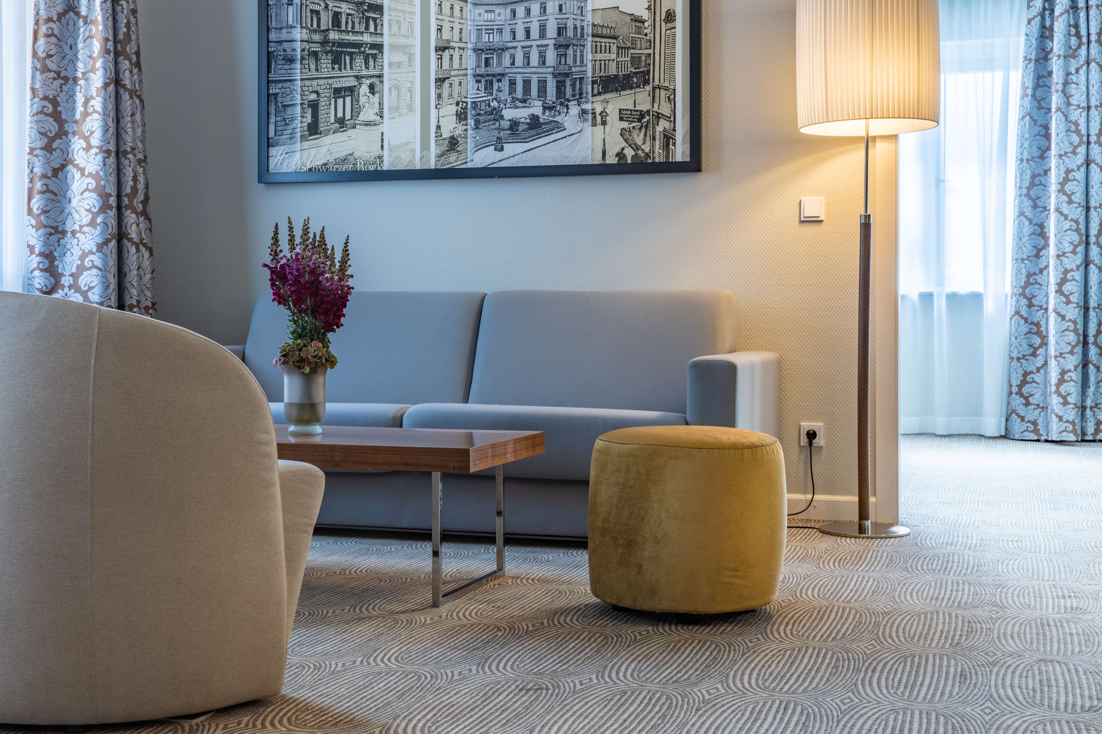 Radisson Blu Schwarzer Bock Hotel - Tap to explore photos