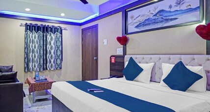 Hotel Viraj Room Type - Deluxe AC Room