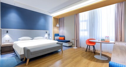 Holiday Inn Express HORGOS Room Type - 1 King Standard Extra Floor Space