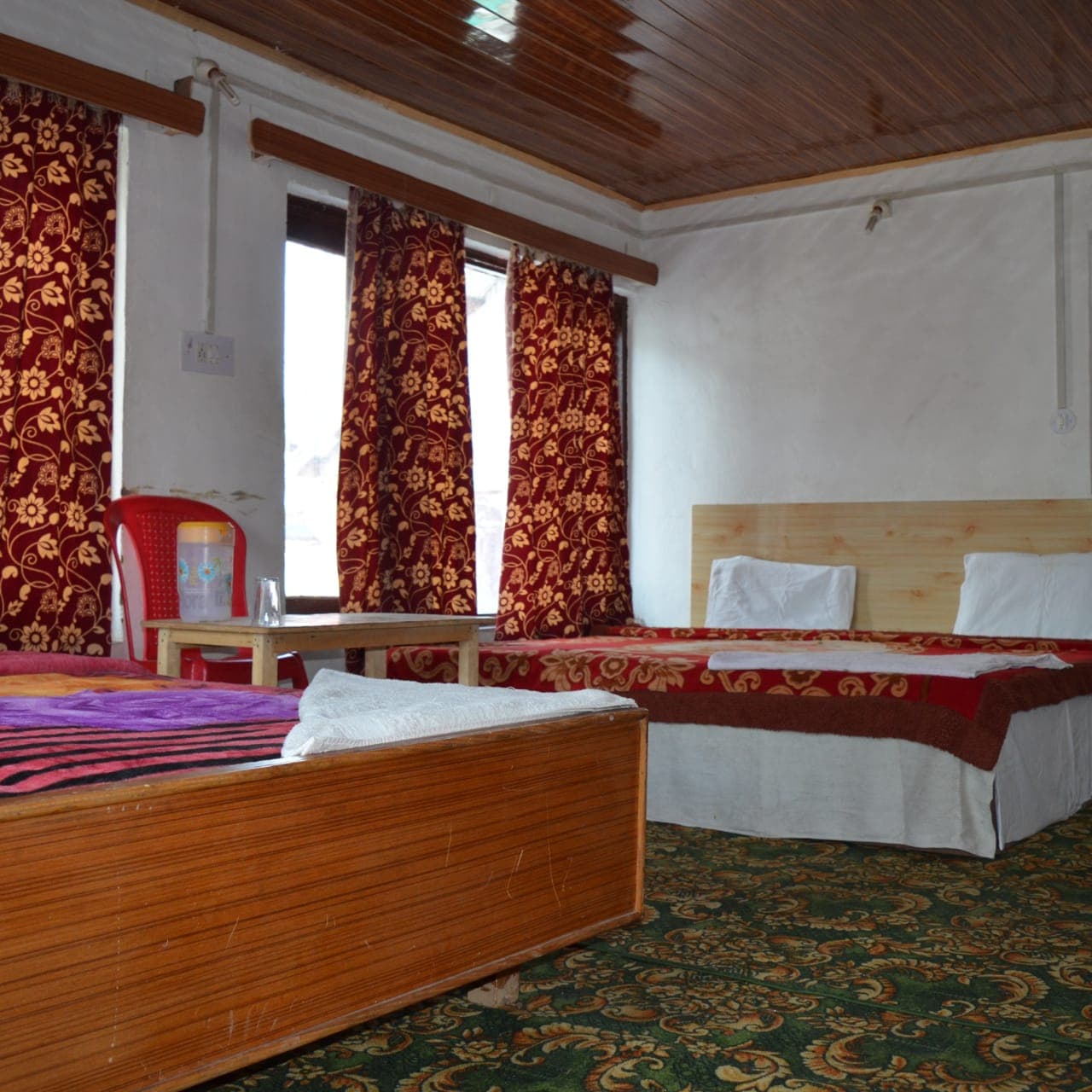 Wanderland Pahalgam - Tap to explore photos