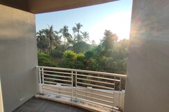 SeaSide Apartments, Murud-Janjira