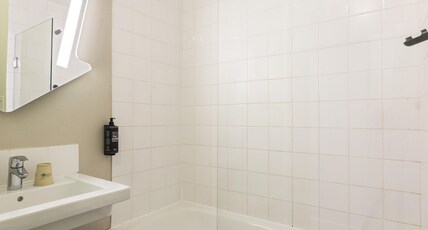 Ibis Budget Bourgoin Jallieu Centre Room Type - Standard room with two single beds