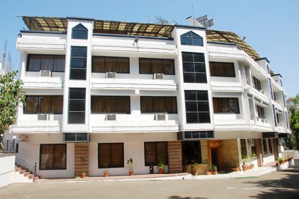 Hill View Resort - Tap to explore photos