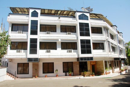 Hill View Resort