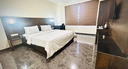 HOTEL ORIENTAL Room Type - PREMIUM ROOM